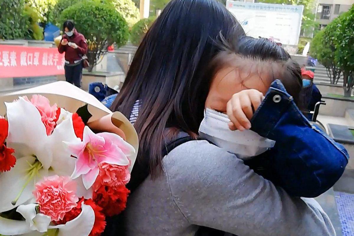After a 14-day forced quarantine, Shelly Yang finally made it to her parents’ place in Xi’an and held Annie in her arms.