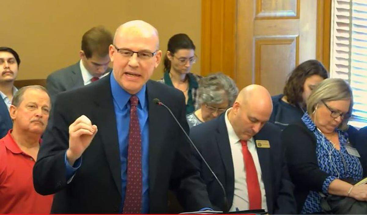 Johnson County District Attorney Steve Howe testifies to the Kansas Senate Federal and State Affairs Committee about marijuana on Wednesday, March 1.