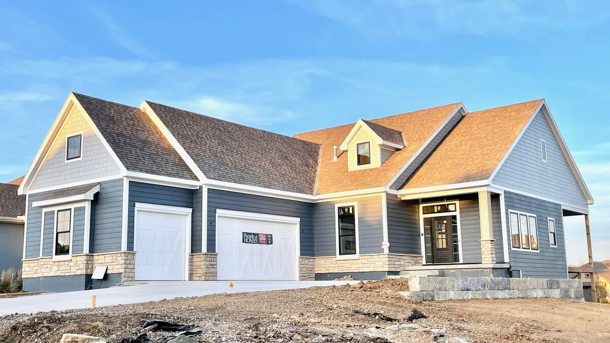 James Engle Custom Homes’ new plan, the Kelly EX reverse 1 ½-story located at 17317 Umbra, is open today from noon to 5 p.m. The 3,100-square-foot home, priced at $835,000, will be completed by the end of the year.