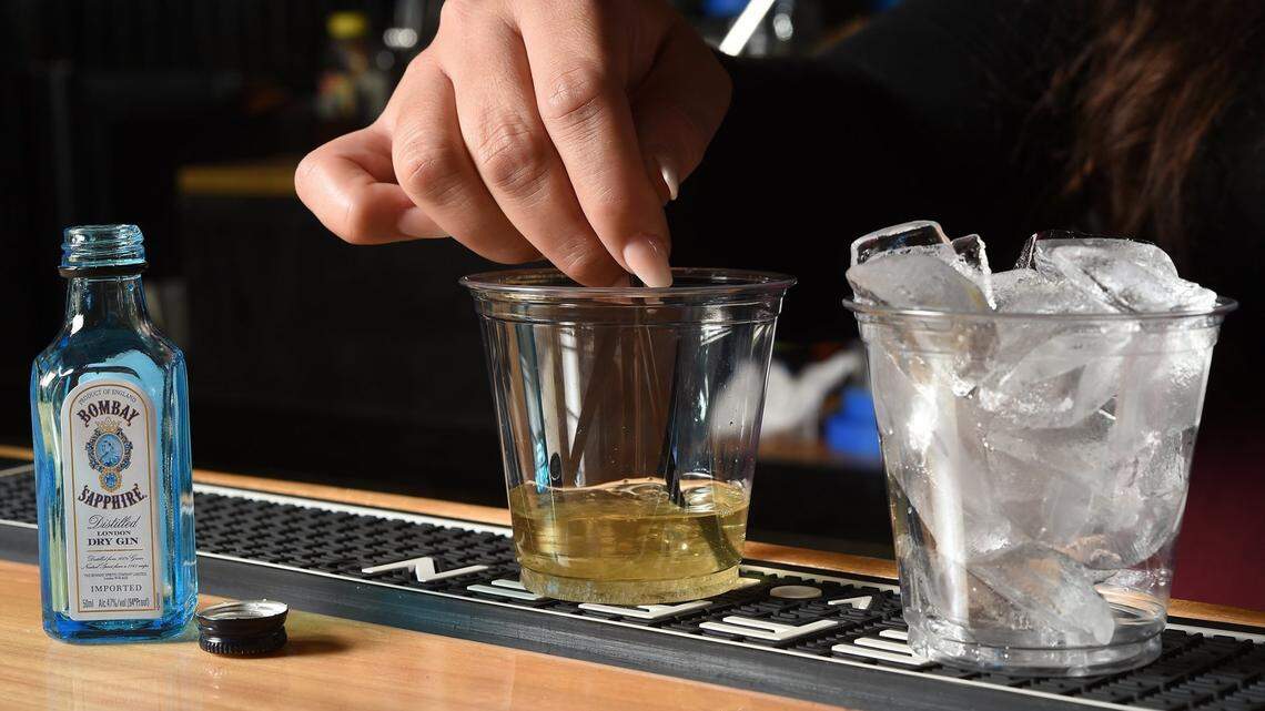 ‘Waste of money and time’: Will KC end liquor card rule for bar, restaurant workers?