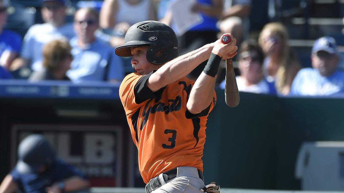NKC Apartments Giants Jeremy Lufft follows through on an RBI single