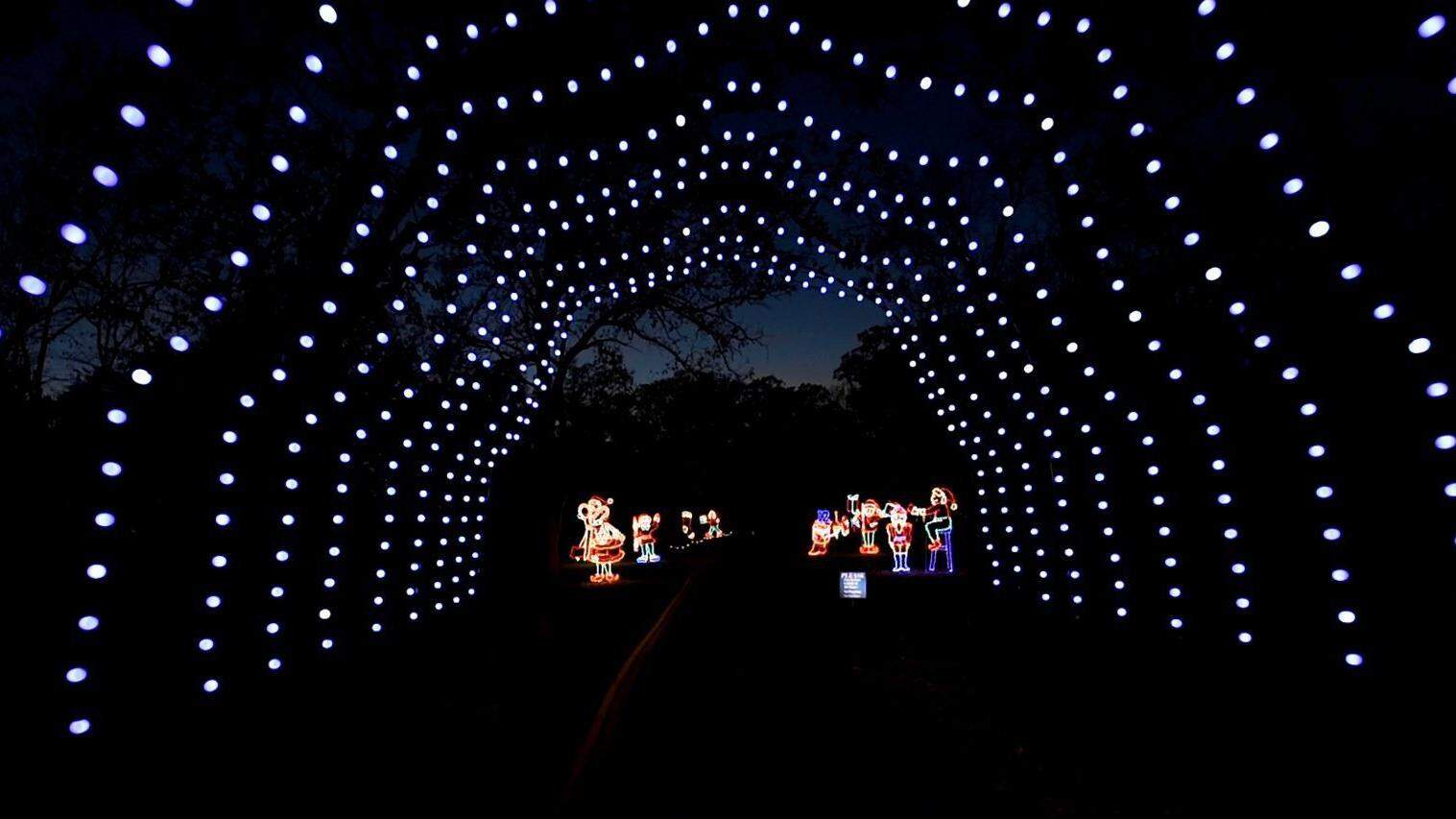 Big KC holiday light display moves sites and gets even bigger: What you need to know