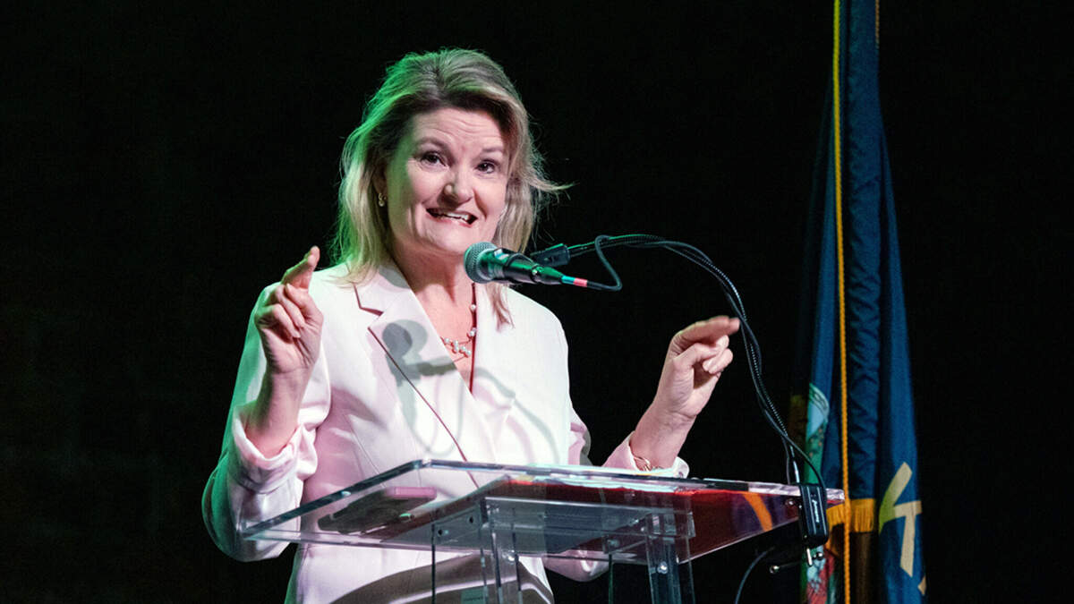State Sen. Cindy Holscher said she is running on her record, “not the coattails of the establishment,” during an April 26 forum at the Aztec Shawnee Theater.