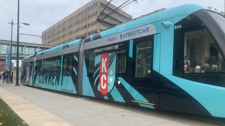 Portion of KC streetcar line down, replaced with buses Tuesday morning. For how long?
