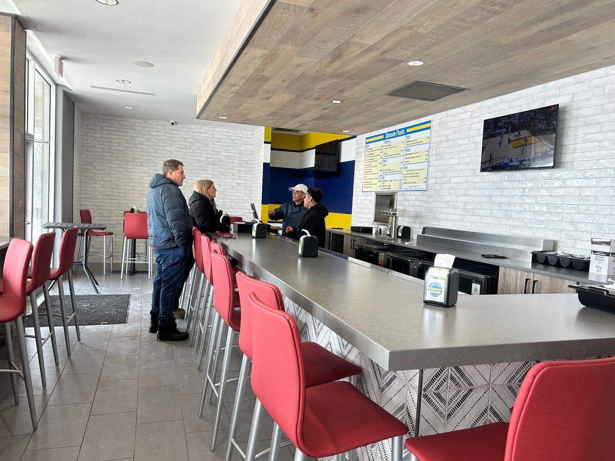 Simon’s Pasta has a drive-thru and about 25 seats for those who wish to dine in.