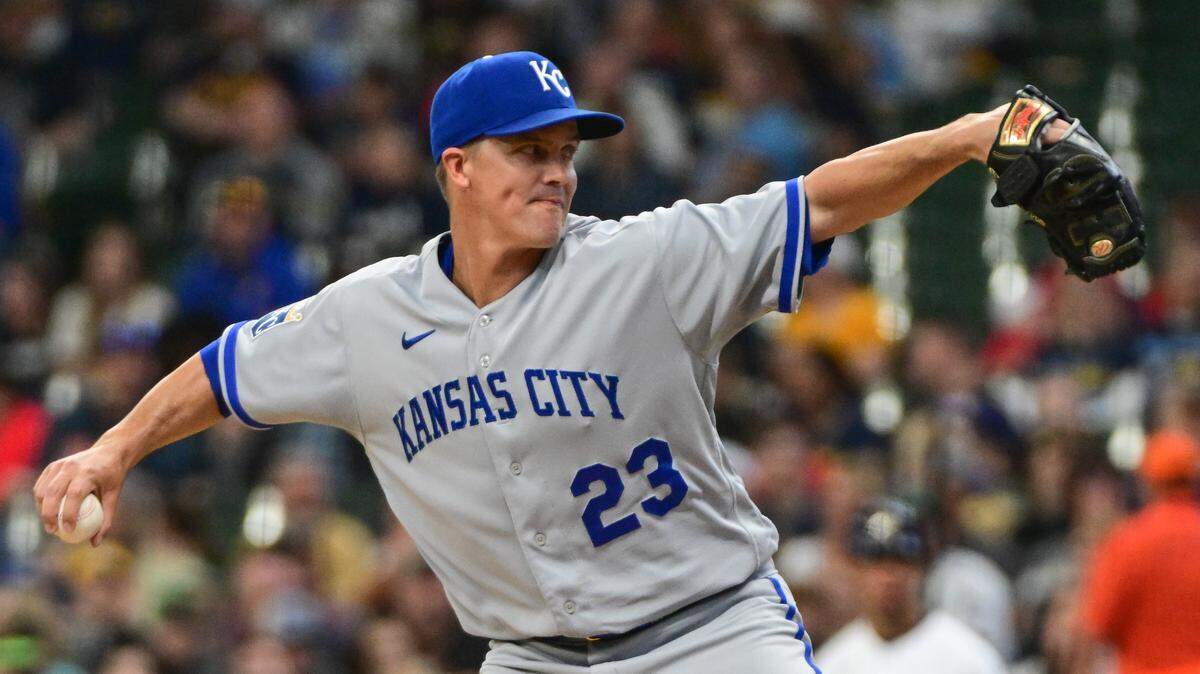 Kansas City Royals pitcher Zack Greinke (23) pitches against the Milwaukee Brewers in the first inning at American Family Field on May 13, 2023.