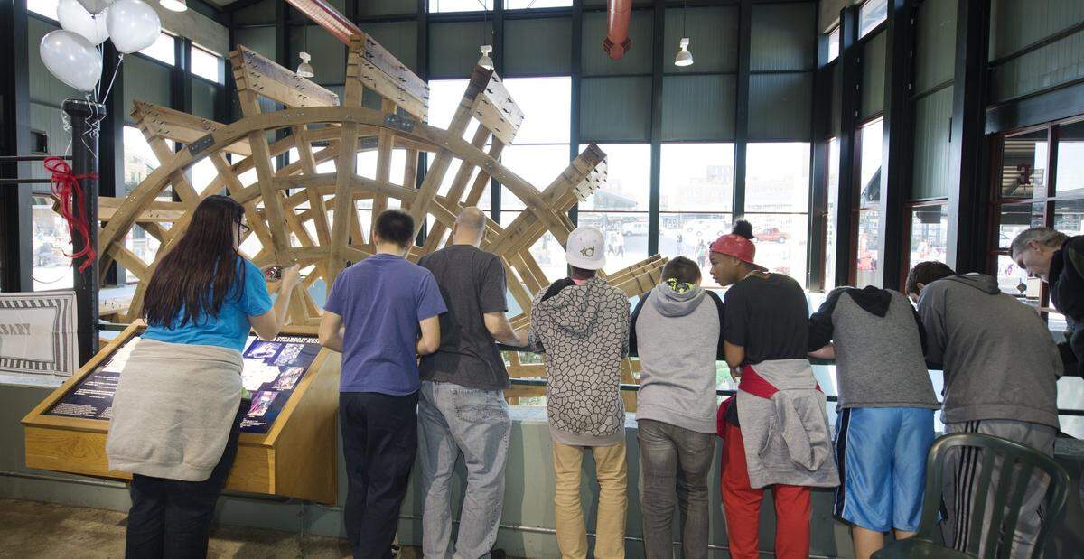 The Arabia Steamboat Museum, which introduced a newly rebuilt replica of the Arabia’s paddlewheel for its 25th anniversary, will celebrate its 30th anniversary Nov. 13.