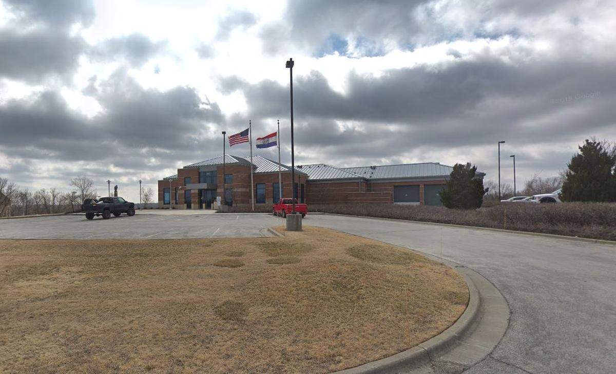 TJ Farmer was at the Kansas City Police Department’s Shoal Creek holding center when officers found him unconscious in his cell. He died four days later. This Google Street View image shows the facility.