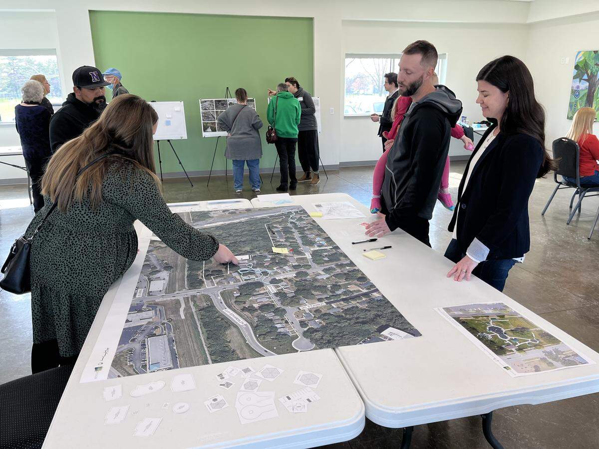 North Kansas City residents share ideas and feedback about the future of River Forest Park.