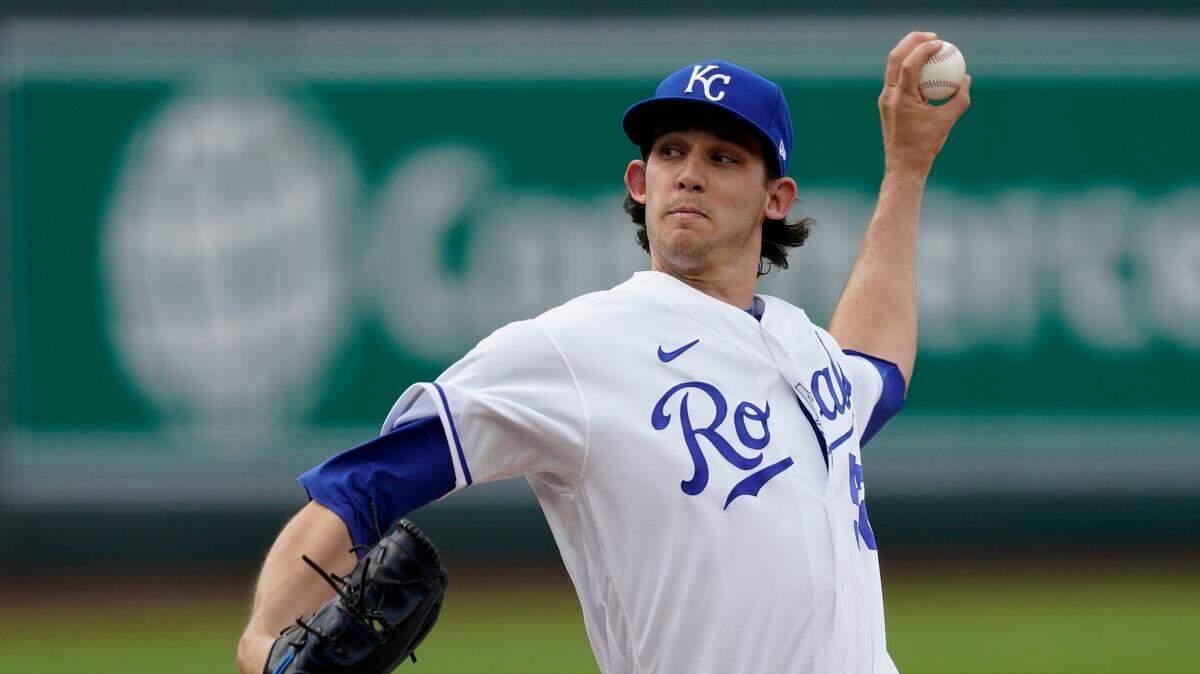Kansas City Royals starting pitcher Daniel Lynch throws during the first inning against the Chicago White Sox on Saturday, May 8, 2021, at Kauffman Stadium in Kansas City, Mo.
