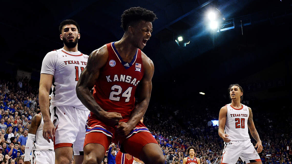 Giant KU dunk broken down frame by frame. See how we chose the ultimate moment