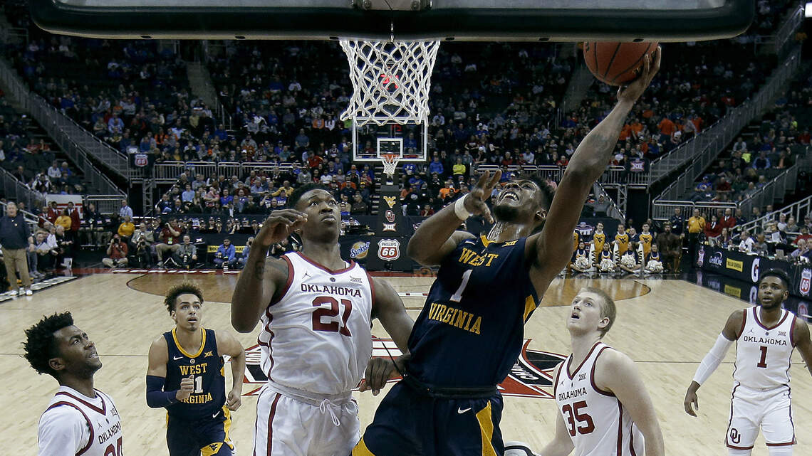 Because a three is ruled a two, West Virginia tops Oklahoma in Big 12 Tournament