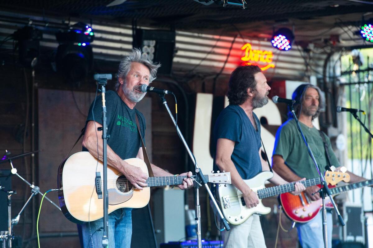 When a band canceled due to low ticket sales, Knuckleheads was able to book Jeff Porter, from left, Norm Dahler and Jimmy Nace for an admission-free show Wednesday night. David Nace, on drums, not pictured.