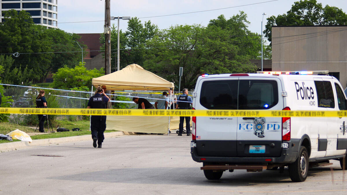 A homicide scene near the 3400 block of Broadway Boulevard was blocked of by police vehicles and crime scene tape on Thursday, June 12, 2025.