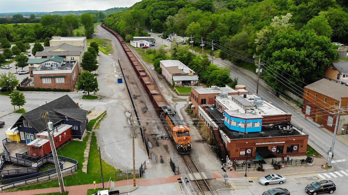 On a typical day, 45 trains come through the downtown of Parkville. That’s an average of about two trains an hour. The City of Parkville has been interested in quieting the train horns as they pass through the city.