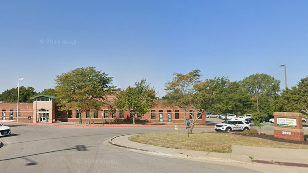 Sunny Pointe Elementary School in Blue Springs, captured by Google Streetview in September 2024.