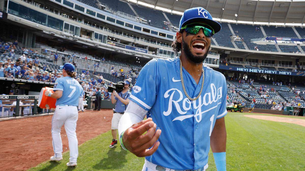 Kansas City Royals’ MJ Melendez, reacts after getting doused by Bobby Witt Jr., as they celebrate their team’s 13-5 win over the Boston Red Sox at the end of a baseball game in Kansas City, Mo., Sunday, Aug. 7, 2022. (AP Photo/Colin E. Braley)