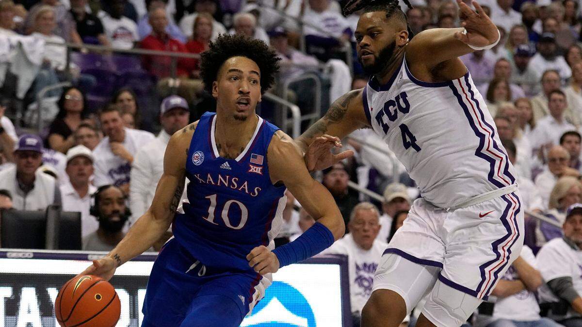 Kansas forward Jalen Wilson looks to bounce back against West Virginia on Saturday.