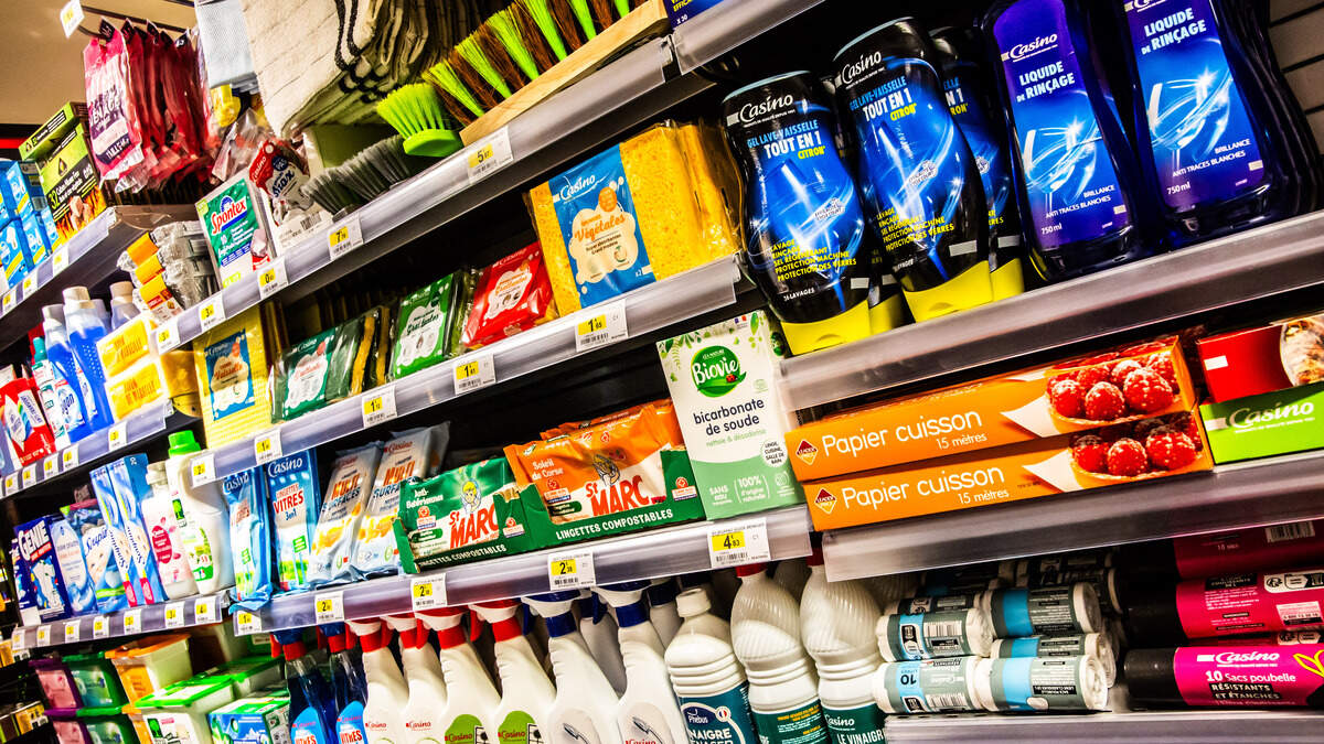 A non-toxic home environment for your family starts with safer swaps like white vinegar, baking soda and hydrogen peroxide. Here is how to begin.