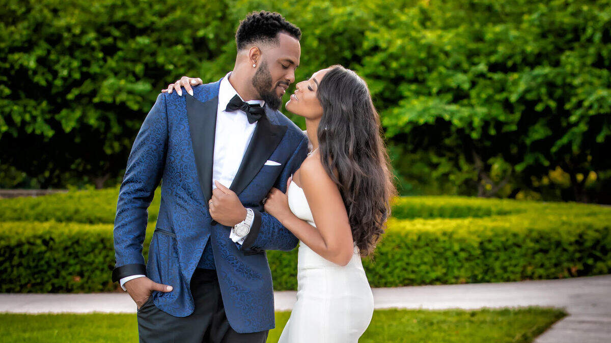 Derrick Johnson, until this off-season a fixture with the Kansas City Chiefs, got married this weekend ... right here in KC.
