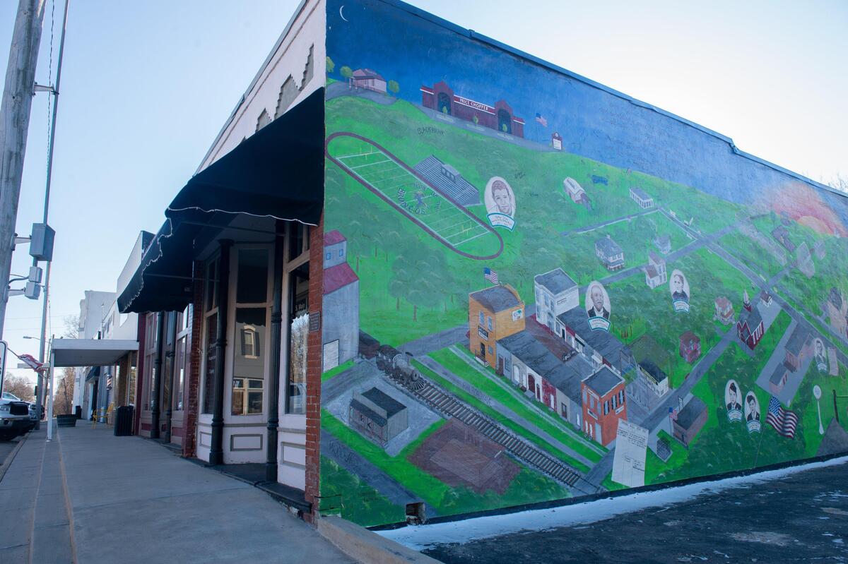 Spring Hill is home to a quaint, one-block-long downtown, as well as a growing stock of newer subdivisions.