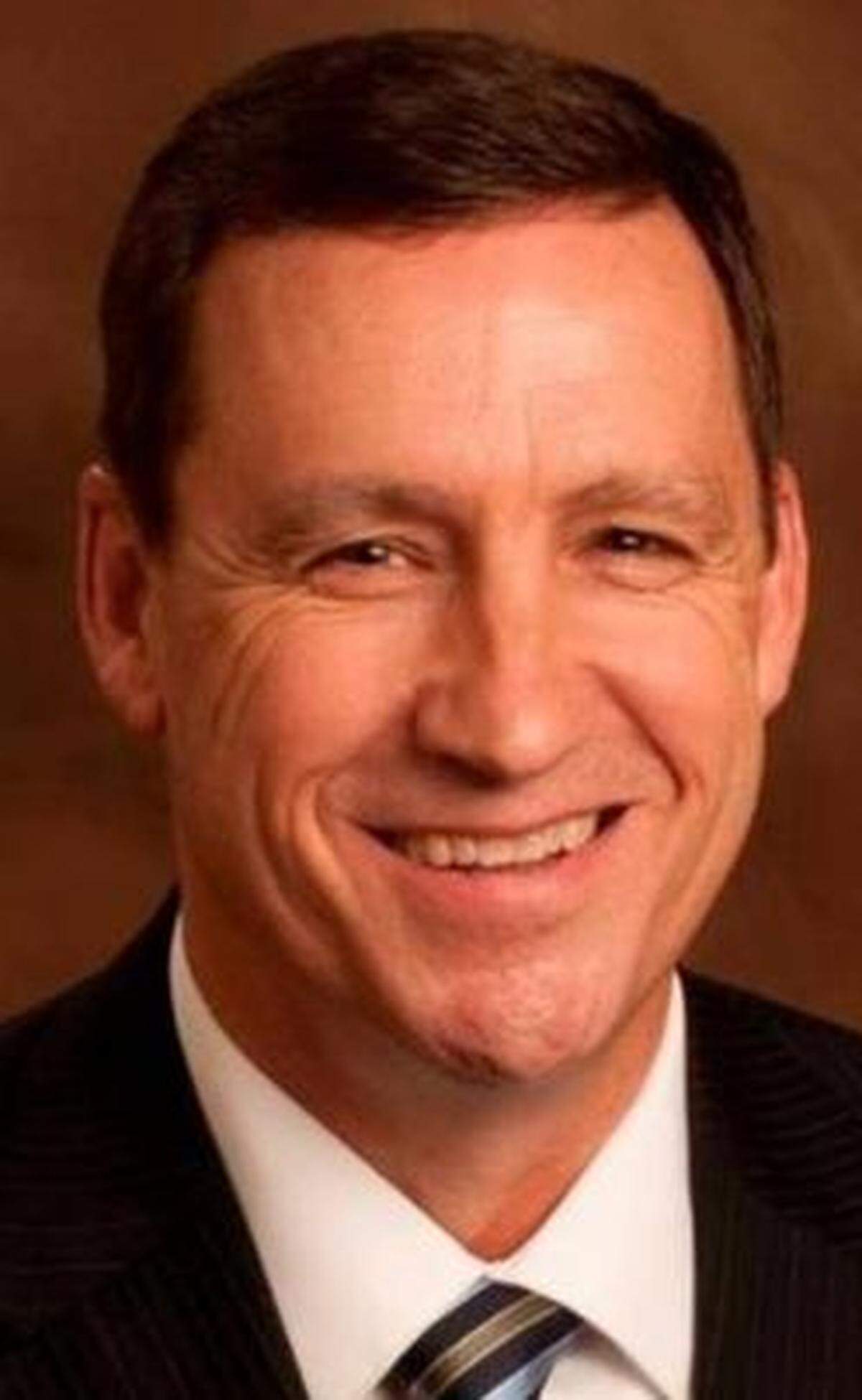 Dennis Pyle