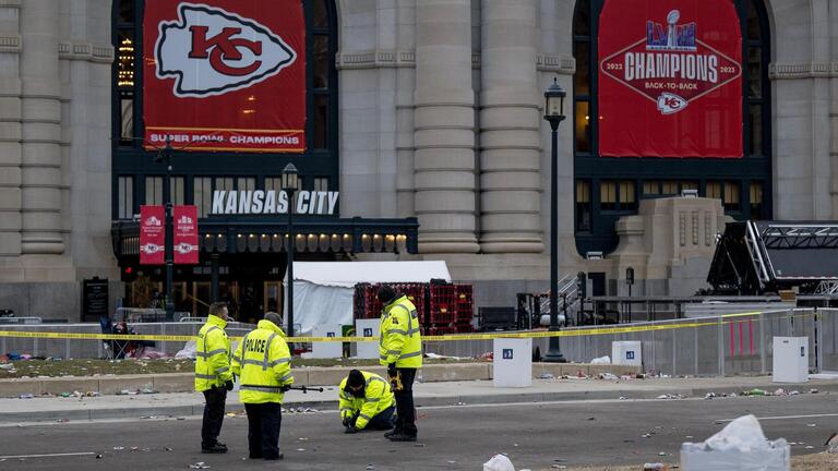The day after Kansas City shooting: Injuries rise, victim IDed, Union Station closed