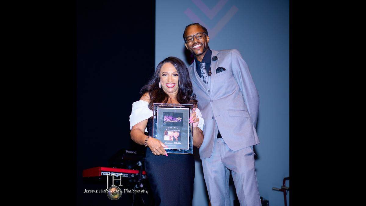 LaShawn Walker, founder, president, and CEO of nonprofit Suburban Balance, won The Black Privilege Businesswoman of the Year award at the 2025 Kansas City People’s Choice Awards.