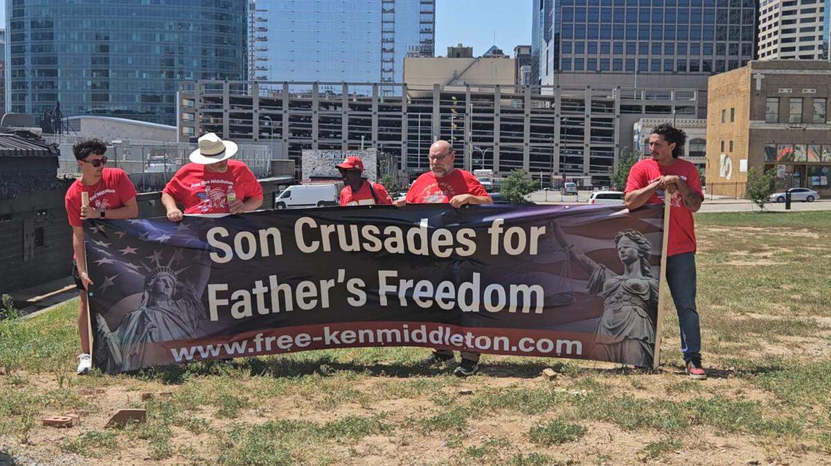 Free Ken Middleton demonstration