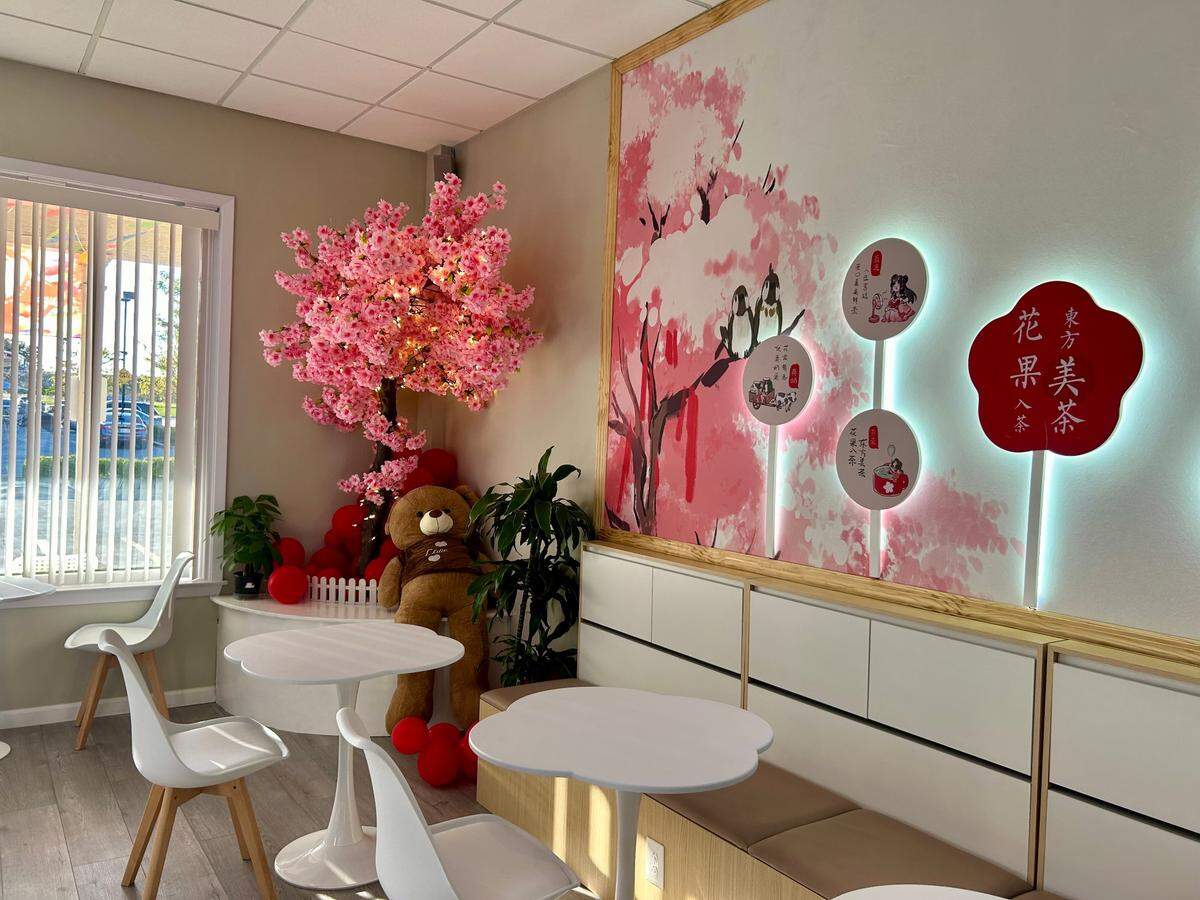 Flower Tea opened this week in Overland Park.
