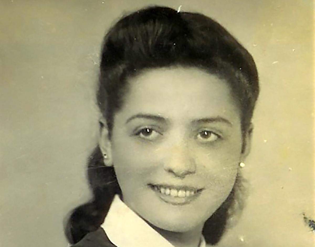 Springfield, Missouri, Holocaust survivor Erika Schwartz's Aunt Olga Petrover