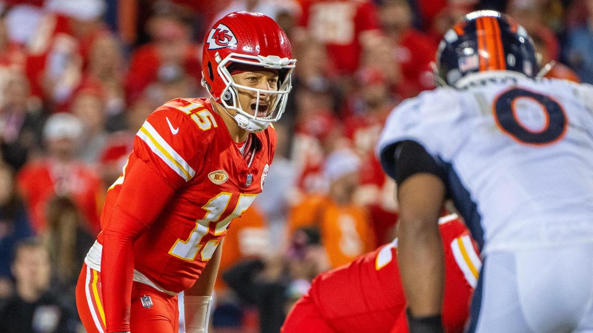 Kansas City Chiefs quarterback Patrick Mahomes (15) calls out a play in the fourth quarter during an NFL game against the Denver Broncos at GEHA Field at Arrowhead Stadium on Thursday, Oct. 12, 2023, in Kansas City.