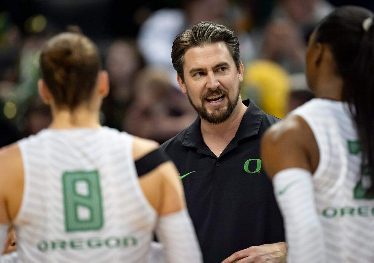 Matt Ulmer has been hired to succeed Ray Bechard as head coach of the Kansas Jayhawks volleyball program.
