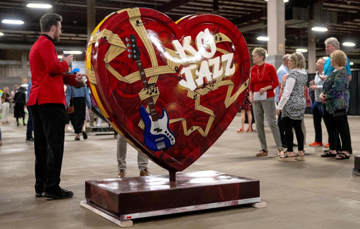 “Jazzed About KC Jazz” by artist Kobi Nolan is one of 40 hearts that make up the 2023 season of The Parade of Hearts.