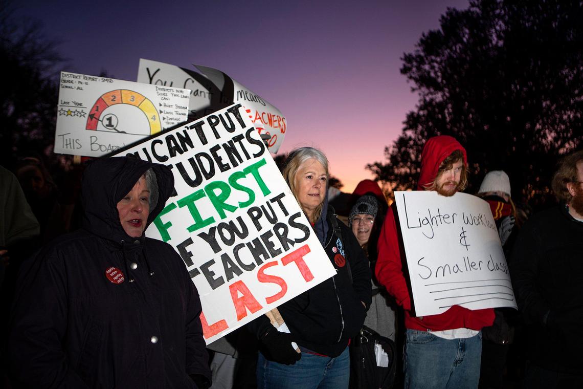 With the end of the semester looming, the Shawnee Mission school district and the union representing teachers have not reached an agreement on this year’s contract. Union leaders demand additional state funding be used to add more teachers.