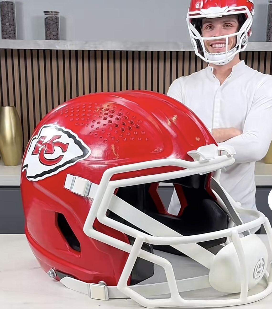 French pastry chef and chocolatier Amaury Guichon sculpted an enormous Kansas City Chiefs helmet, calling it a “sweet tribute” to the team.
