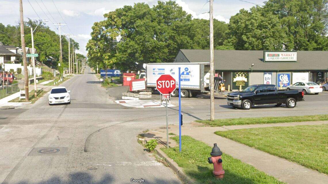 Man dies in parking lot of KC store after being shot | Kansas City Star