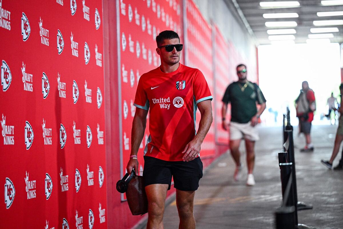 Kansas City Chiefs wide receiver Justin Watson arrives for the Chiefs’ game with the Bengals Sunday, Sept. 15, 2024, at GEHA Field at Arrowhead Stadium.