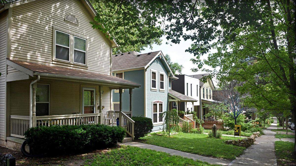 Assessments went way up in some neighborhoods on Kansas City’s West Side. The Star found that many of the two dozen houses in the 1600 block of Jefferson Street were valued at around $50,000 a year ago. Now they are valued for tax purposes at more than $200,000. Even after that increase, many would still sell for more. One house on the market now is listed for $445,000. 