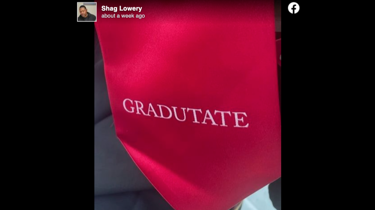 Graduates from Rich Township High School in Matteson, Illinois, received stoles with the spelling “Gradutate.”