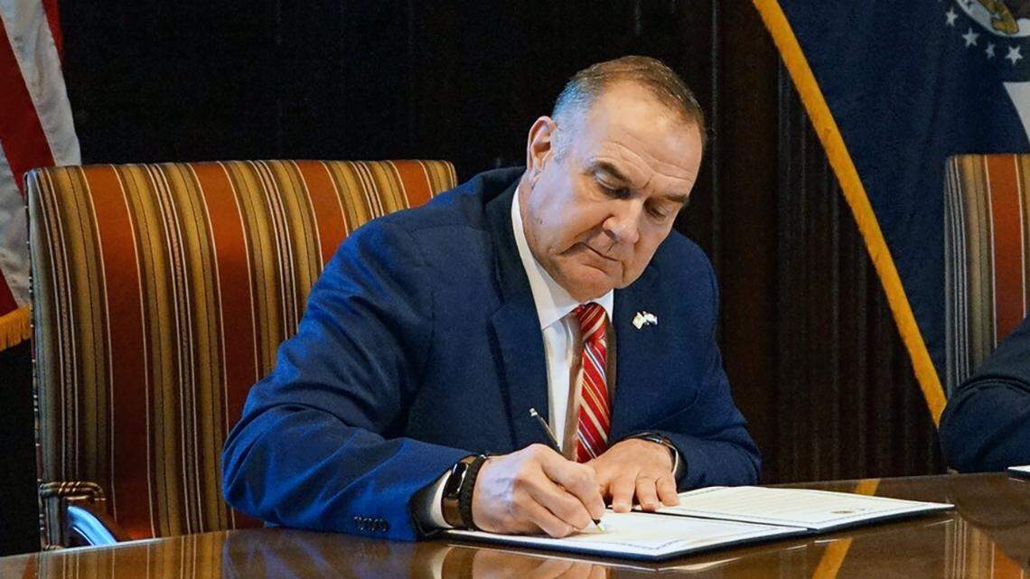 Mike Kehoe’s plan to eliminate income tax would make a stronger Missouri | Opinion