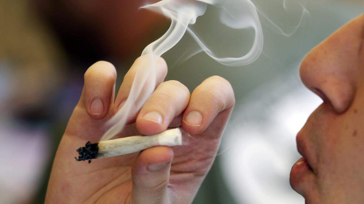 Will you be able to smoke weed in public if Missouri votes to legalize marijuana?