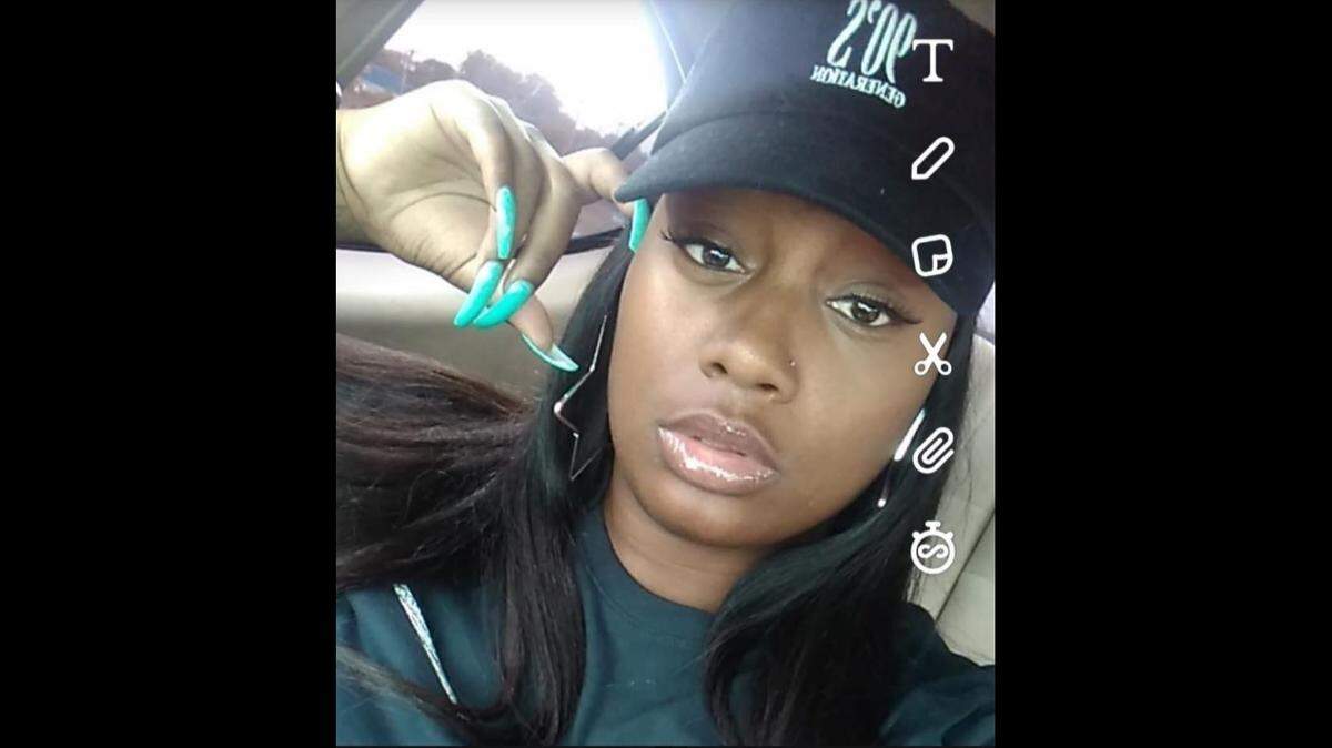 Raeven Parks, 25, was fatally shot outside of a Kansas City nightclub. Relatives are trying to raise money to pay for her funeral expenses.