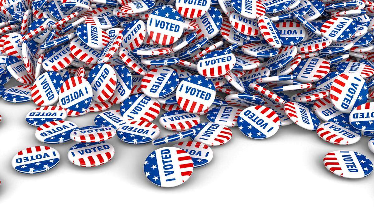 3d i voted buttons with american flag white background