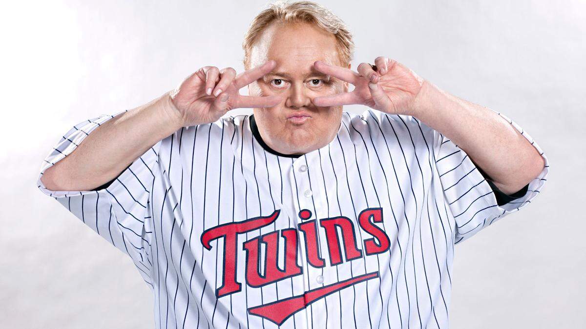 According to Louie Anderson, “Everything about me says Midwesterner. I still check the price of everything.”