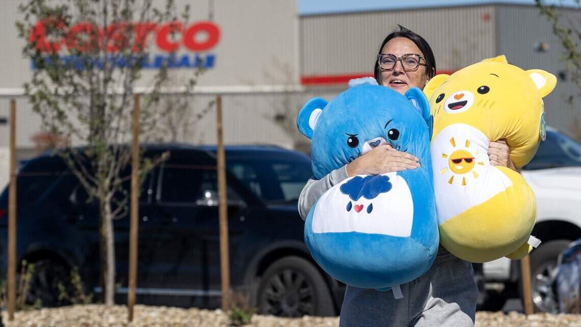 Costco opens new location in Kansas City metro, attracting droves of customers