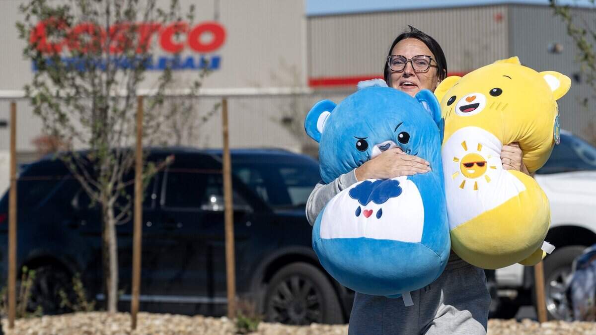 Costco opens new location in Kansas City metro, attracting droves of customers