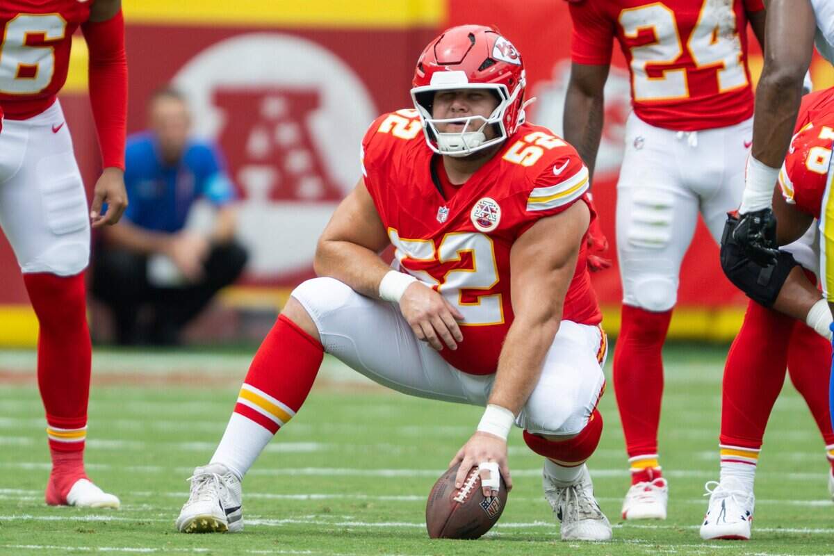 Kansas City Chiefs center Creed Humphrey (52) prepares to snap the ball during the first half of the Chiefs preseason game against the Los Angeles Rams, on Saturday, August 15, 2026, at Arrowhead Stadium.