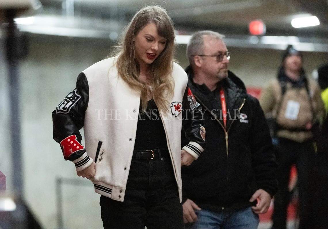 Pop superstar Taylor Swift, who is dating Chiefs tight end Travis Kelce, arrives for the Chiefs game against the Cincinnati Bengals game on Sunday, Dec. 31, 2023, at GEHA Field at Arrowhead Stadium.