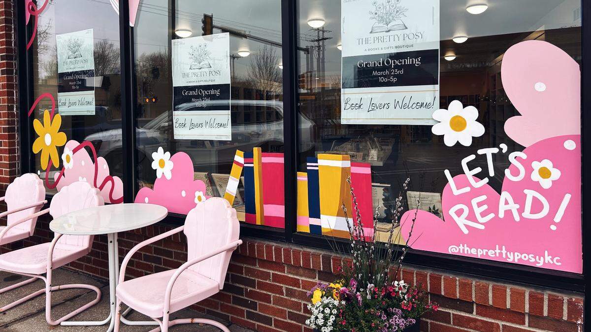 The Pretty Posy boutique closed and reopened as a bookstore.
